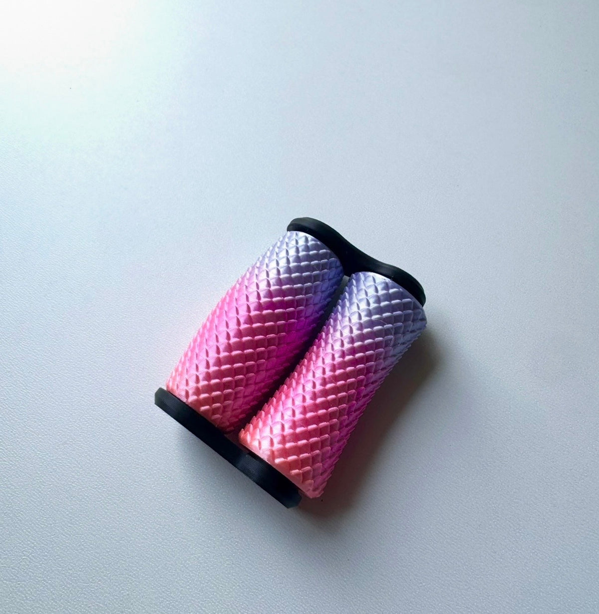 Dragon Hand Roller